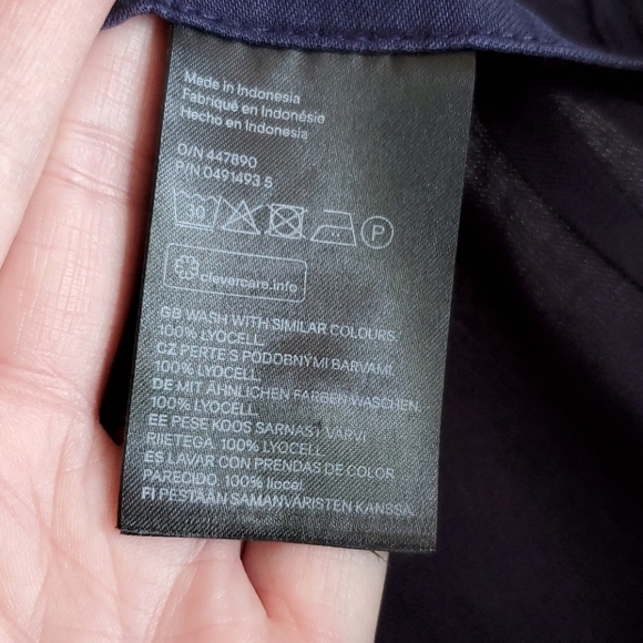 H&M Lyocell Capri Pant - Picture 3 of 8